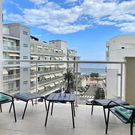 Thalassa Frente Al Mar En * Roses