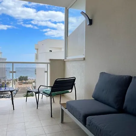 Thalassa Frente Al Mar En Apartamento *