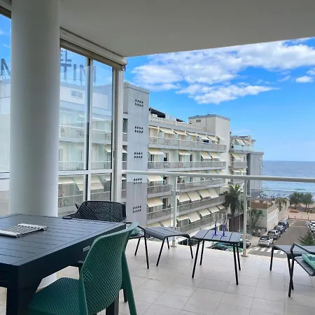 Thalassa Frente Al Mar En Apartment Roses